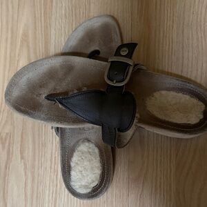 UGG Black and Tan Women's Slippers